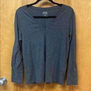 Banana Republic Timeless Tee – Charcoal Gray